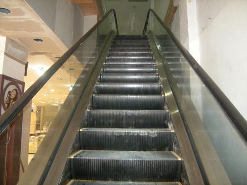 湛江二手電梯回收 電梯回收公司 電梯*回收 廠家回收電梯