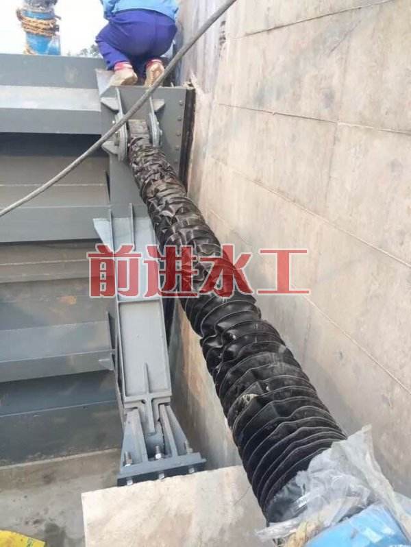 翻板閘門廠家供應(yīng)|邢臺市翻板閘門|翻板閘門廠家電話