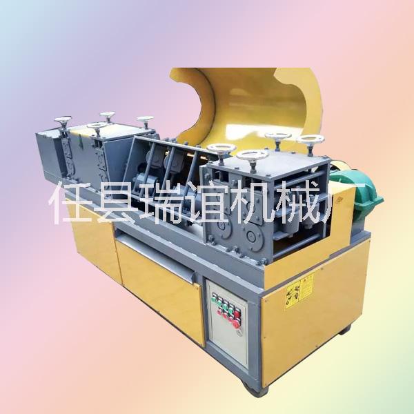 建筑腳手架鋼管調(diào)直除銹刷漆一體機(jī)一機(jī)多用