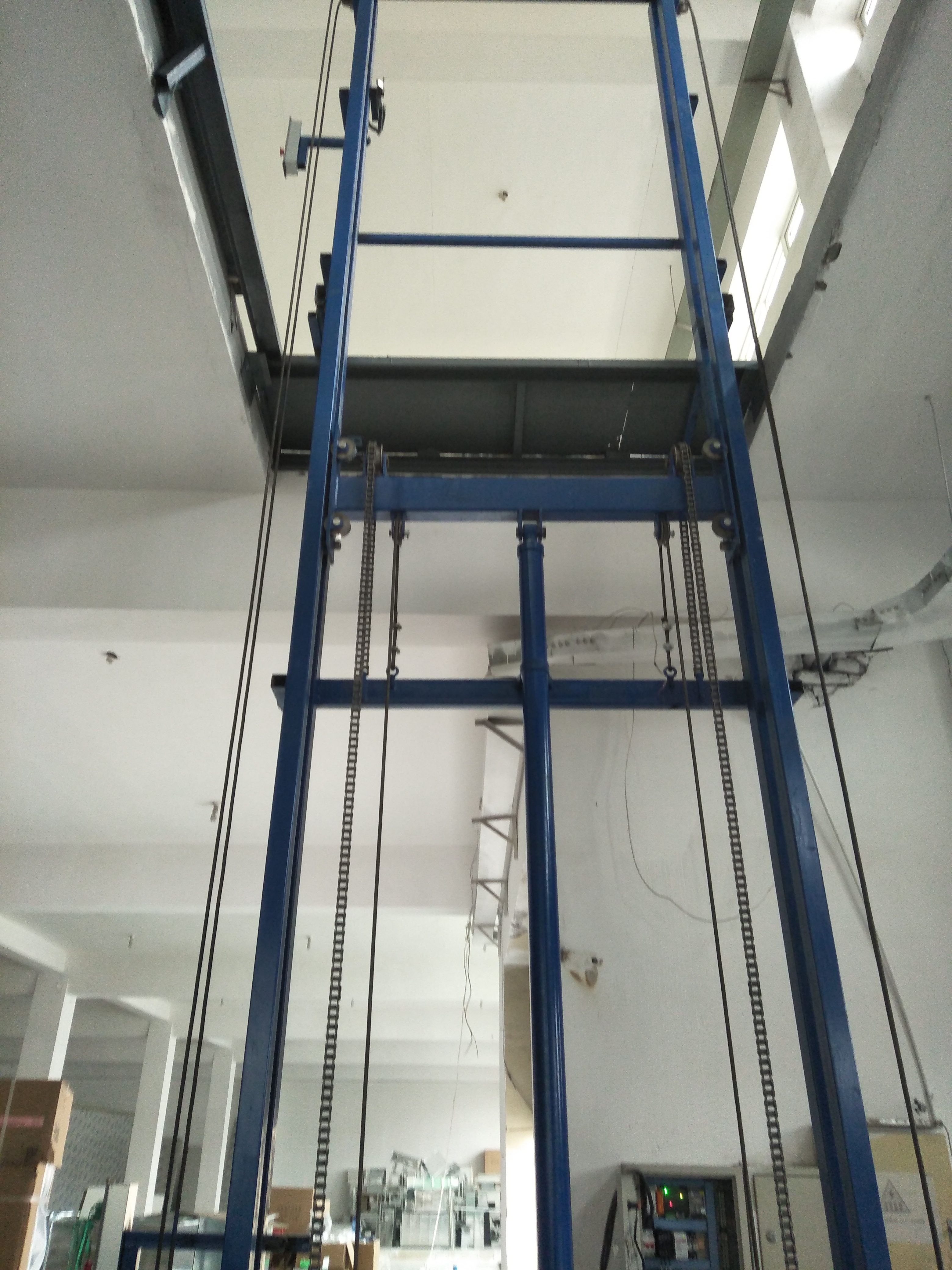 青島液壓貨梯訂購安裝廠家