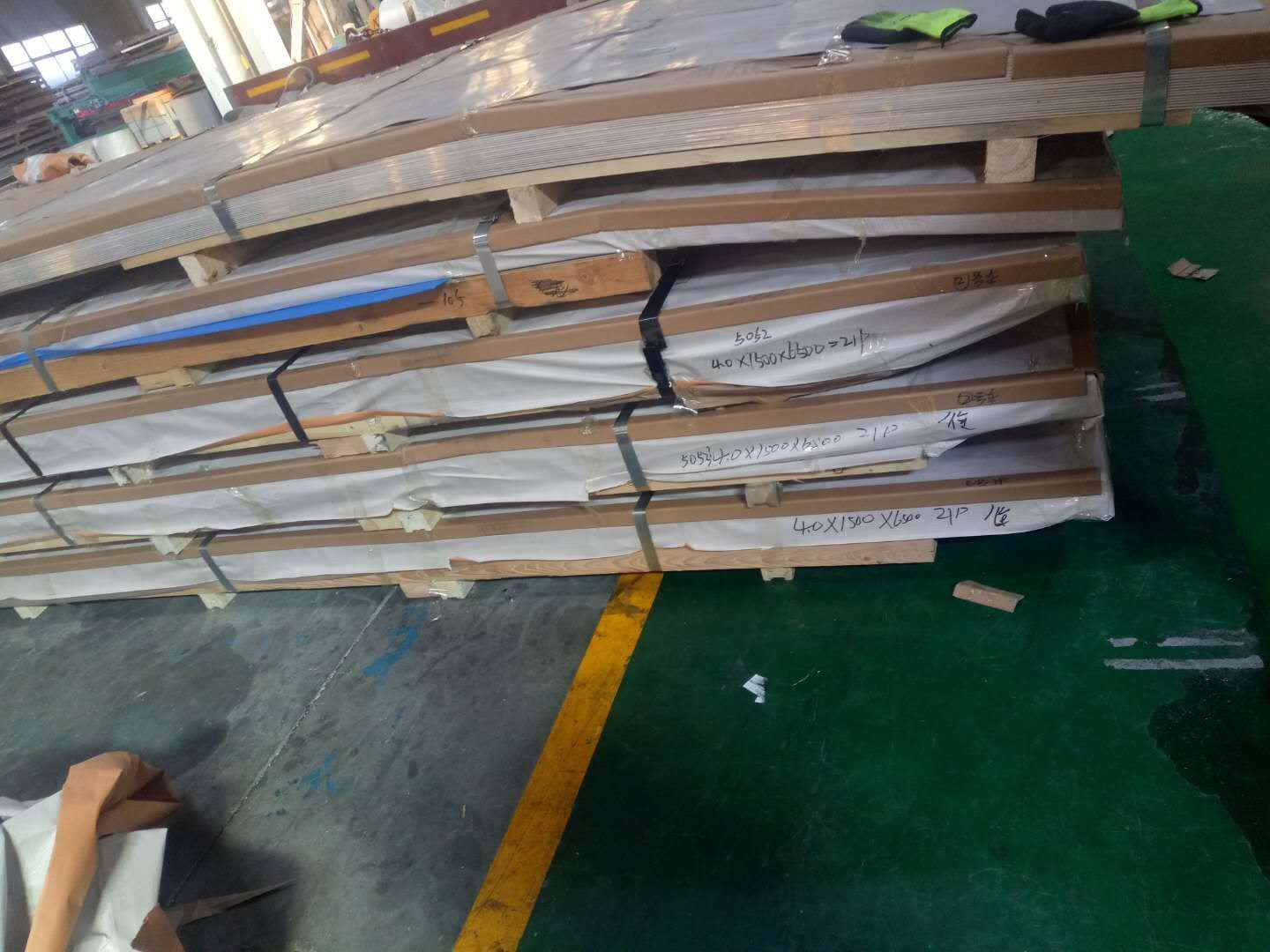 供應(yīng)鋁合金板批發(fā)價(jià)格/廠家直銷/經(jīng)銷商采購報(bào)價(jià)價(jià)格/批發(fā)商品牌哪家好