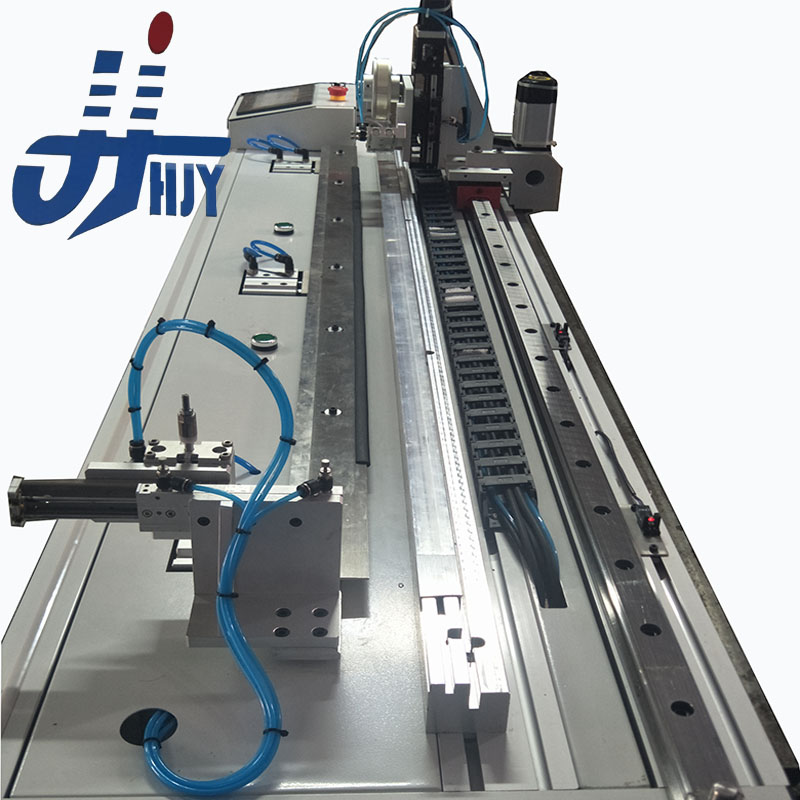 液晶電視機側(cè)面邊框貼膜機