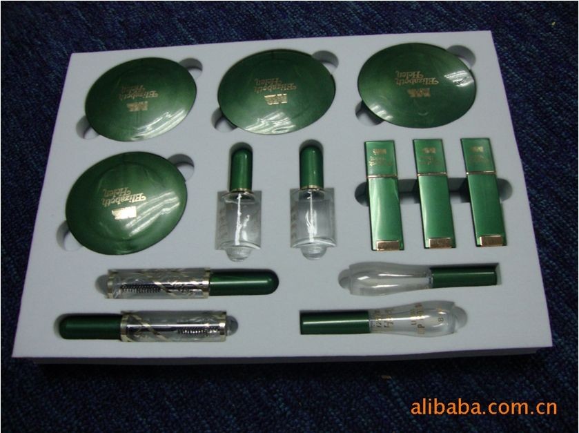 EVA內(nèi)襯內(nèi)托 高密度EVA 植絨EVA EVA成型 環(huán)保無(wú)味EVA