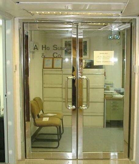 成都防火玻璃門廠家，鋼質(zhì)不銹鋼防火玻璃門，全套定做安裝