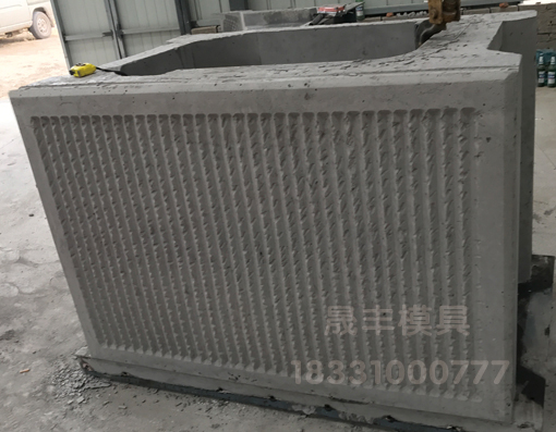 預(yù)制階梯式生態(tài)護坡性能強大 階梯式生態(tài)護坡模具
