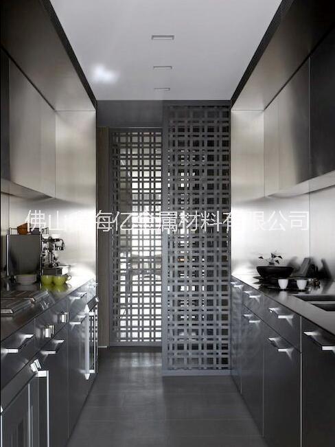 電鍍黑金不銹鋼屏風  廣西南寧鑫海億不銹鋼屏風定制