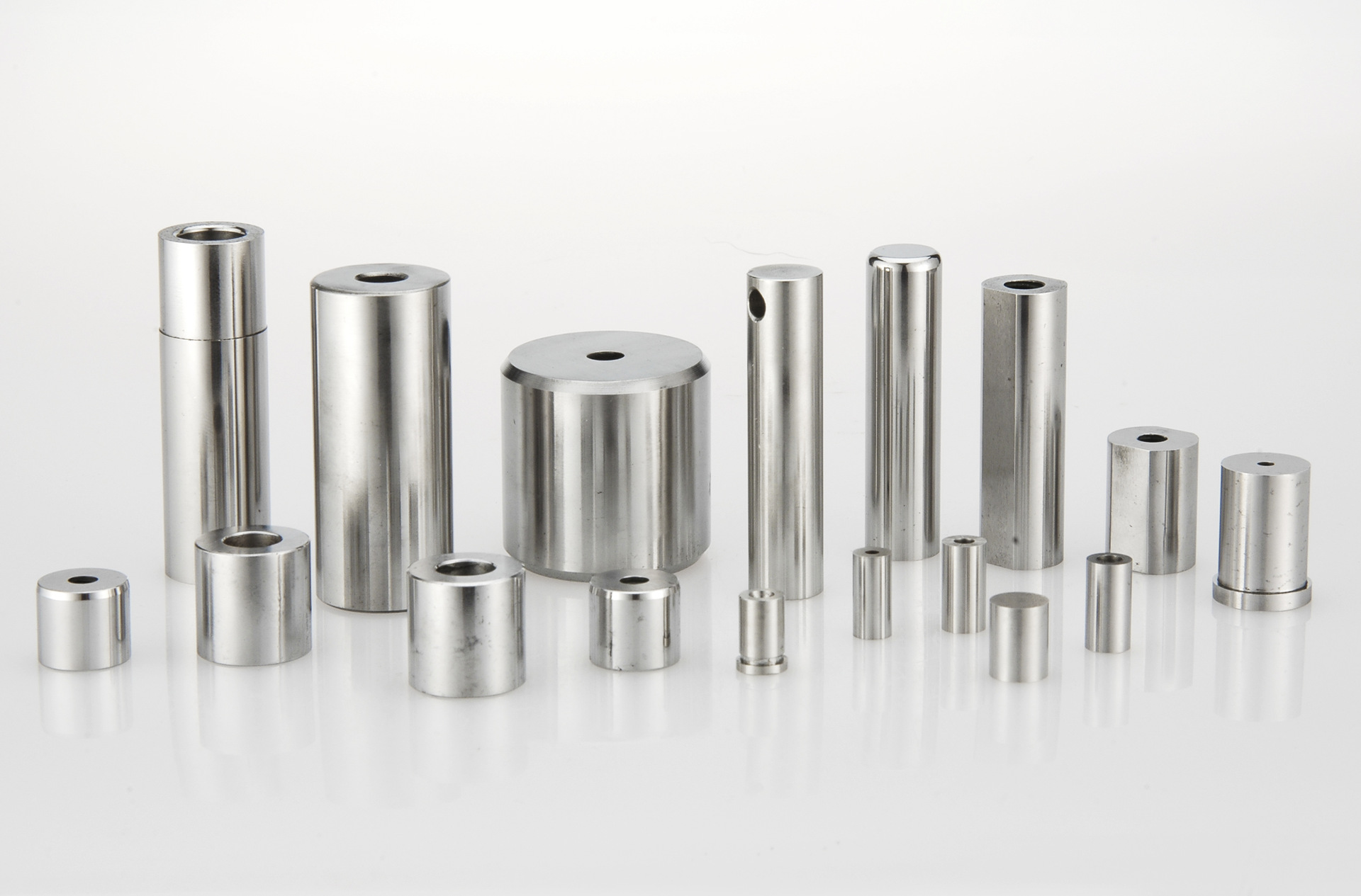 SKD11沖頭非標(biāo)按圖定制進(jìn)口材料