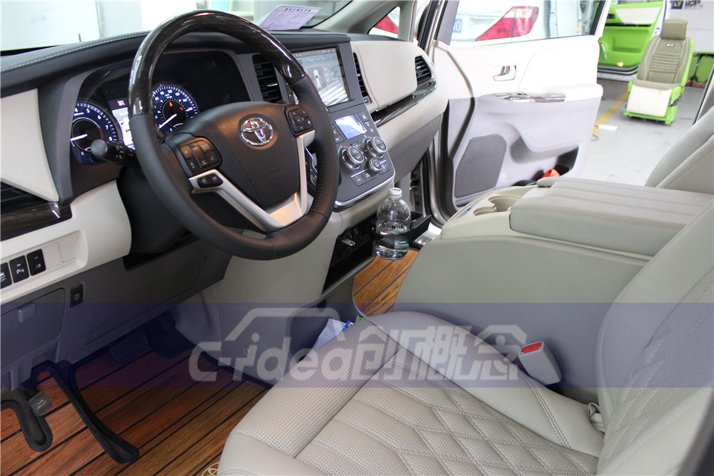 深圳改裝豐田塞納航空座椅 改裝木地板內(nèi)飾升級(jí)