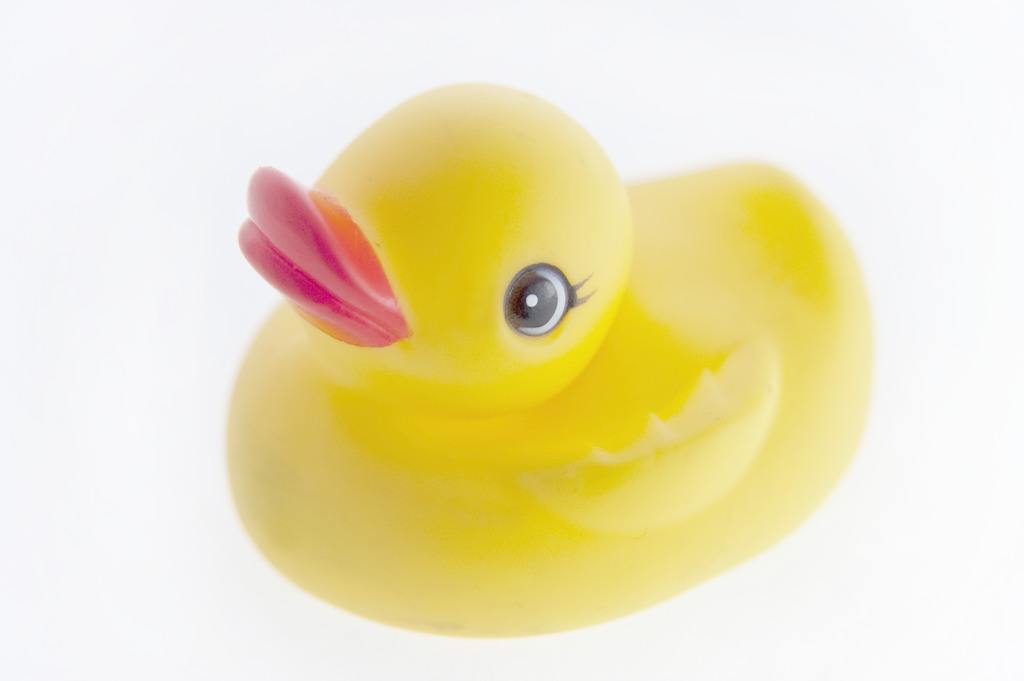 高明硅膠邊角料回收，花都廢舊硅膠回收，增城庫存硅膠收購