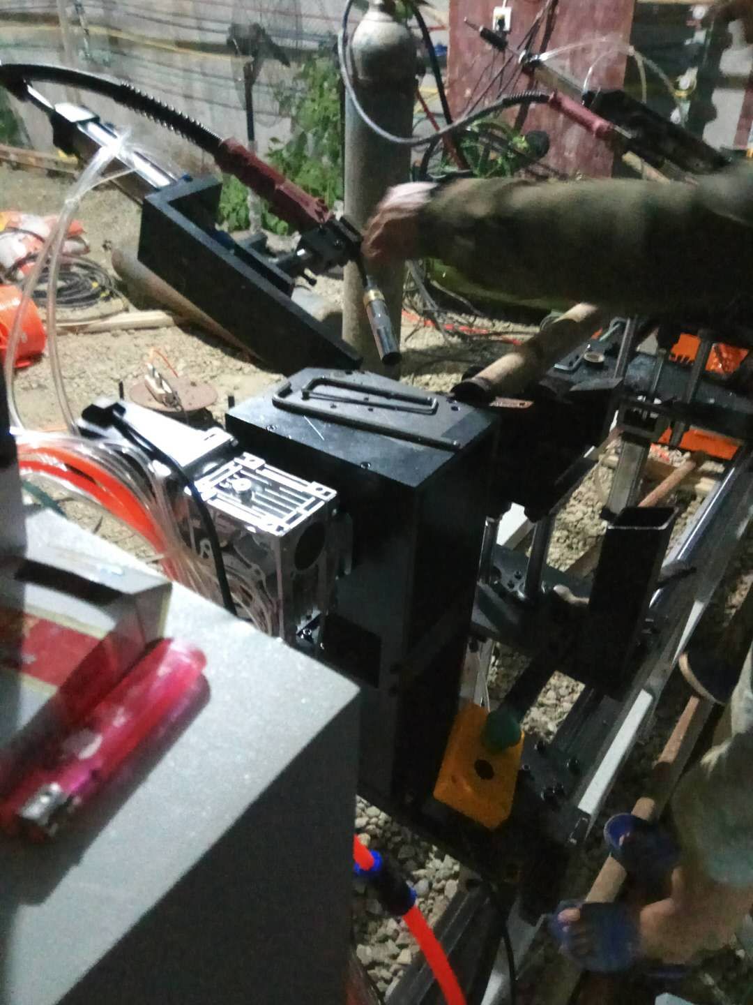 供應(yīng)重慶輪扣焊機(jī)、腳手架焊機(jī)、橫桿焊機(jī)