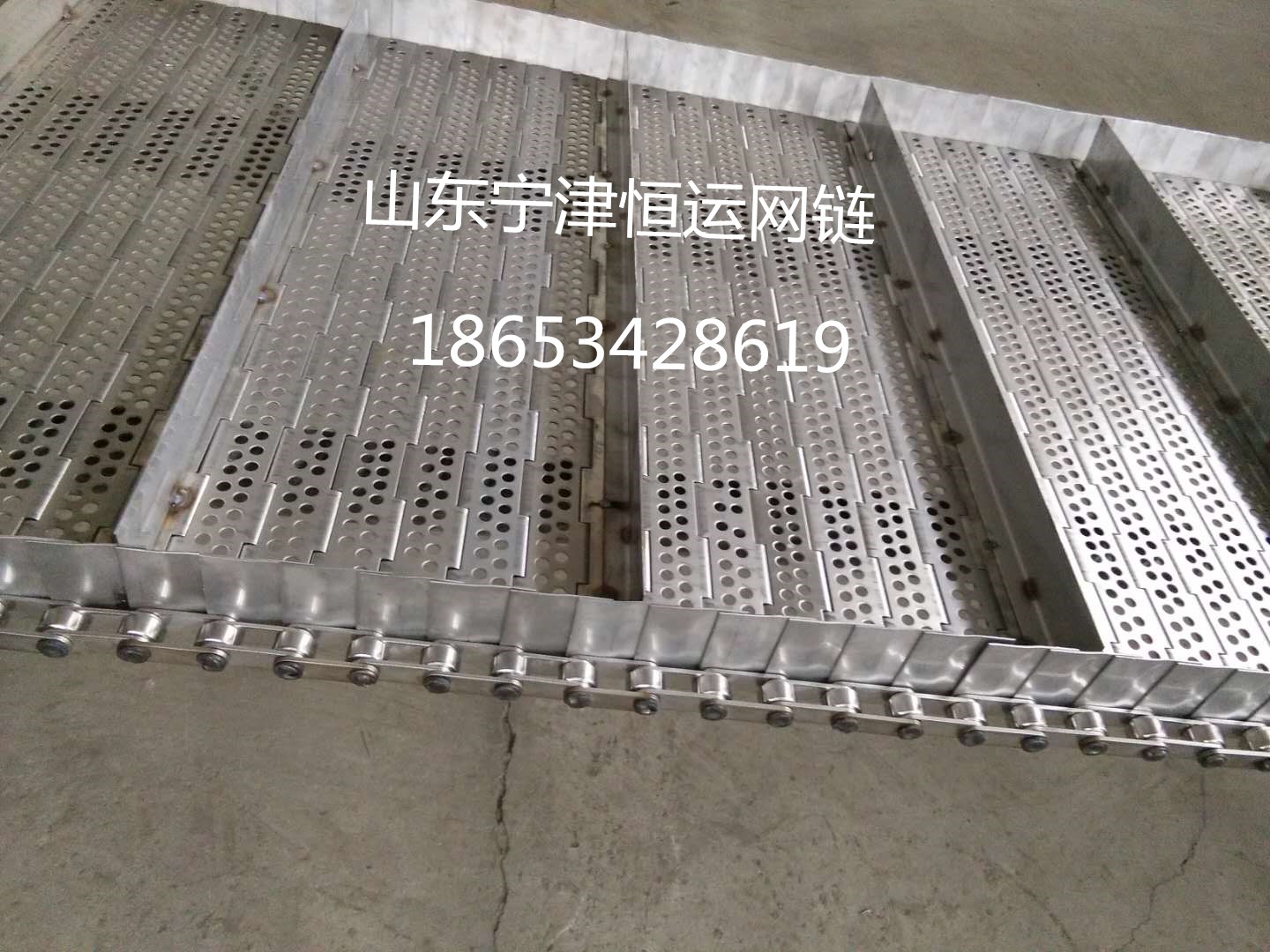 鏈板式不銹鋼網(wǎng)鏈/非標(biāo)不銹鋼鏈板輸送帶/沖孔鏈板輸送帶