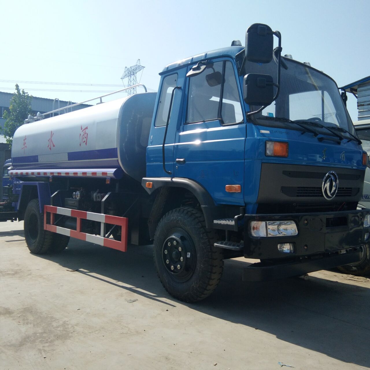 東風12立方灑水車東風綠化噴灑車