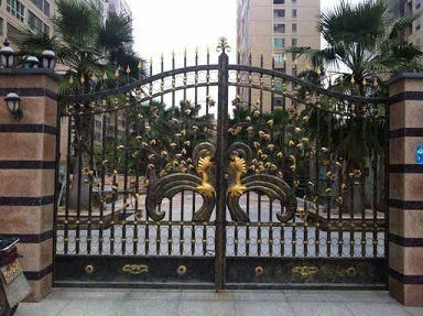 成都鐵花大門(mén)廠家批發(fā)定制歐式鐵藝配件豪華鐵藝大門(mén) 戶外鑄鐵花大門(mén)