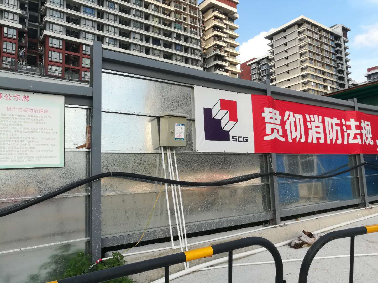 市政施工圍擋 工程擋板 鍍鋅鋼圍欄 深圳路易通長(zhǎng)期供應(yīng)定做 鋼圍擋 深圳施工鋼圍擋