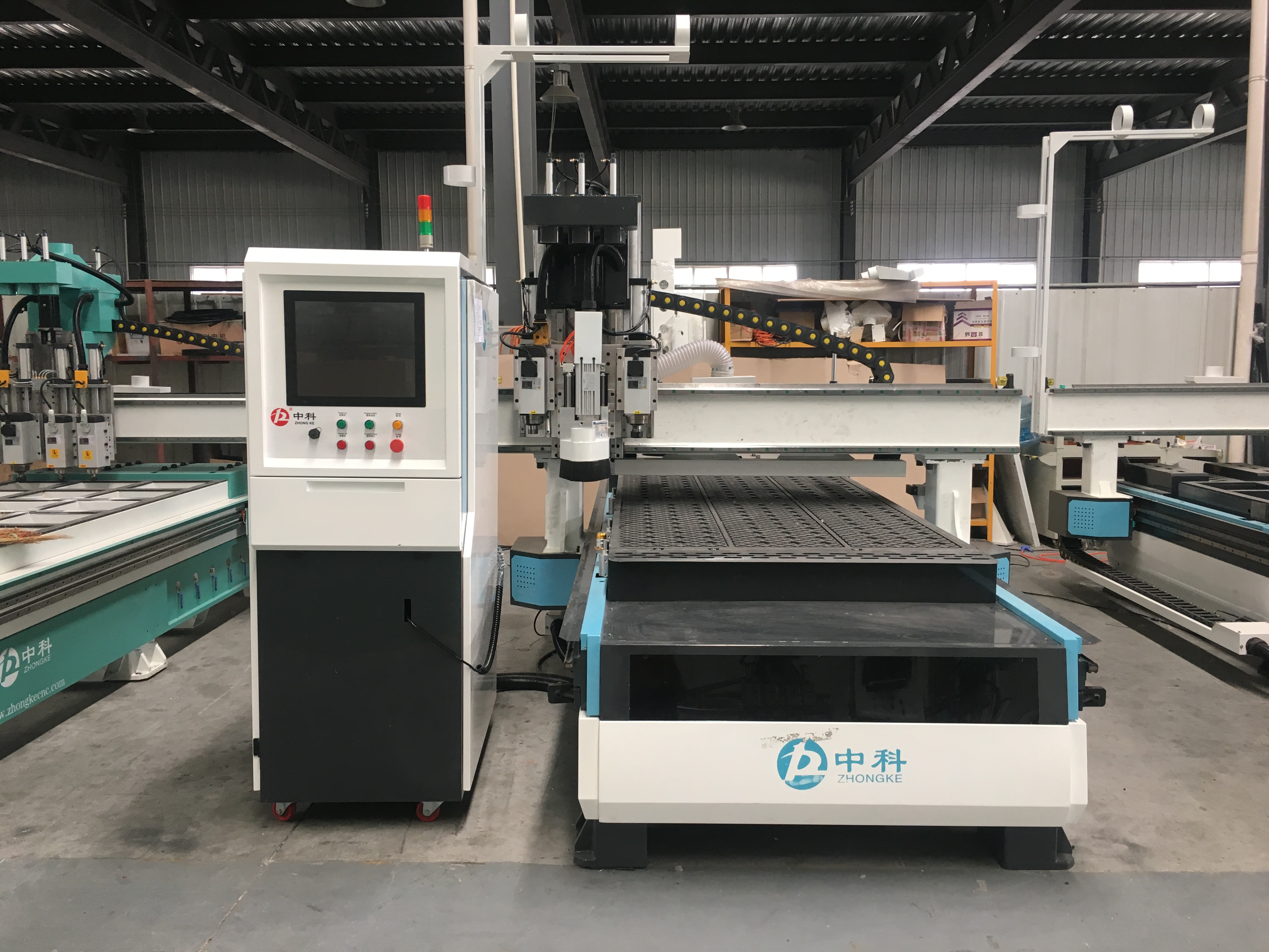 數(shù)控開料機(jī)哪家好  哪個(gè)品牌好