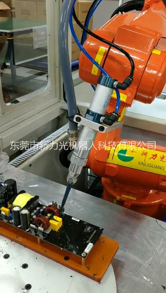 機(jī)器人機(jī)械臂，國(guó)產(chǎn)機(jī)械臂，涂膠機(jī)