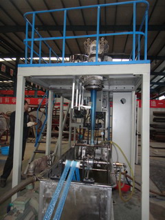 做熱切底的平口袋制袋機(jī) 熱封冷切無拉力制袋機(jī)?制袋機(jī)?塑料制袋機(jī)