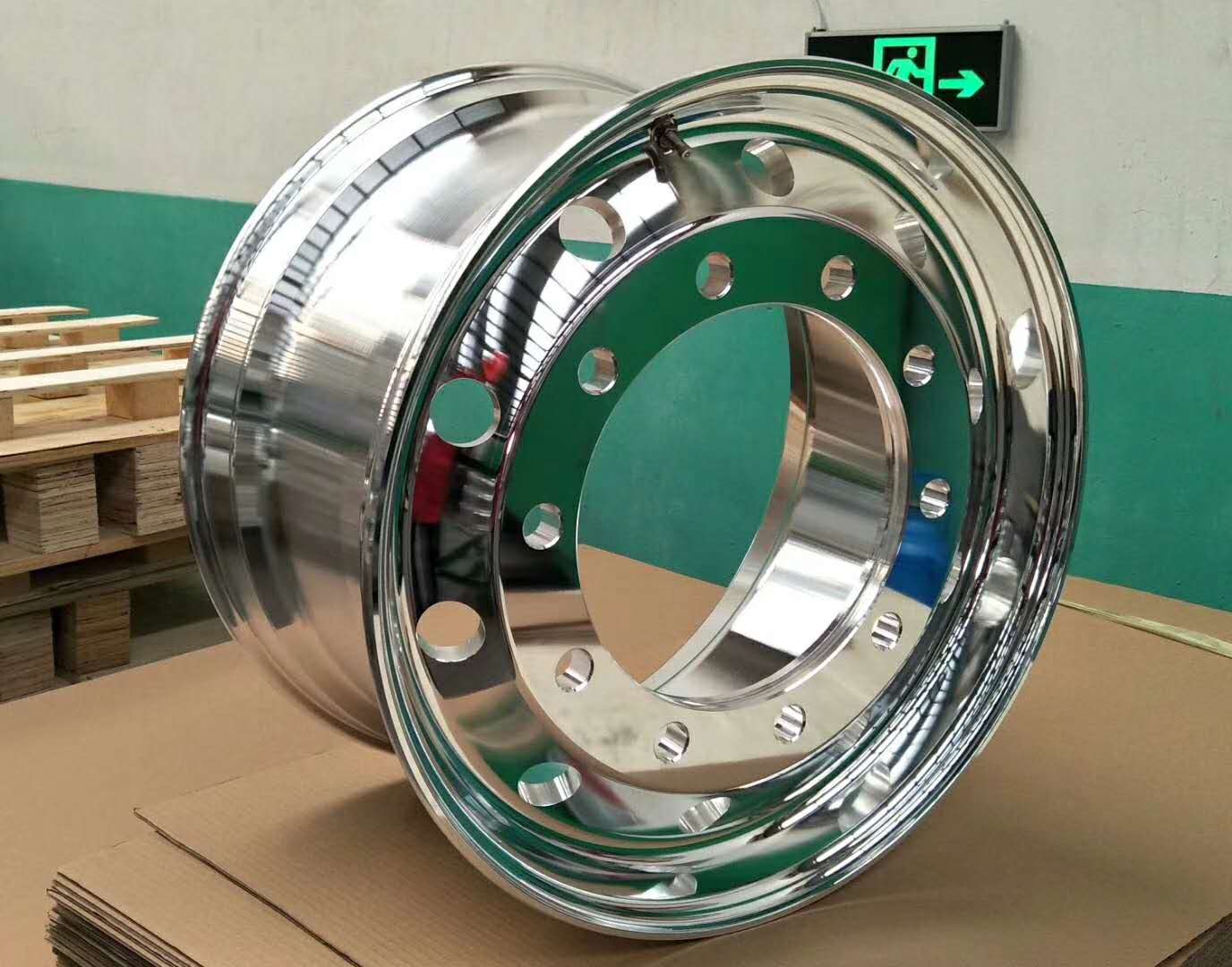 11.75卡車鍛造鋁合金輪轂 河南11.75卡車鍛造鋁合金輪轂