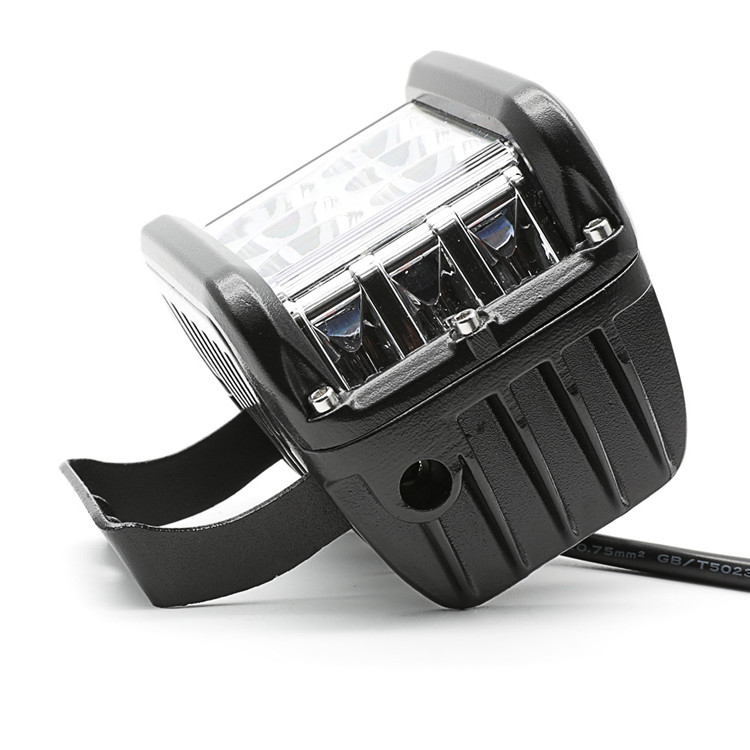 led工作燈3面發(fā)光36w4寸led工作燈三面發(fā)光爆閃工作燈側(cè)面爆閃黃紅藍(lán)光工作燈 led工作燈3面發(fā)光