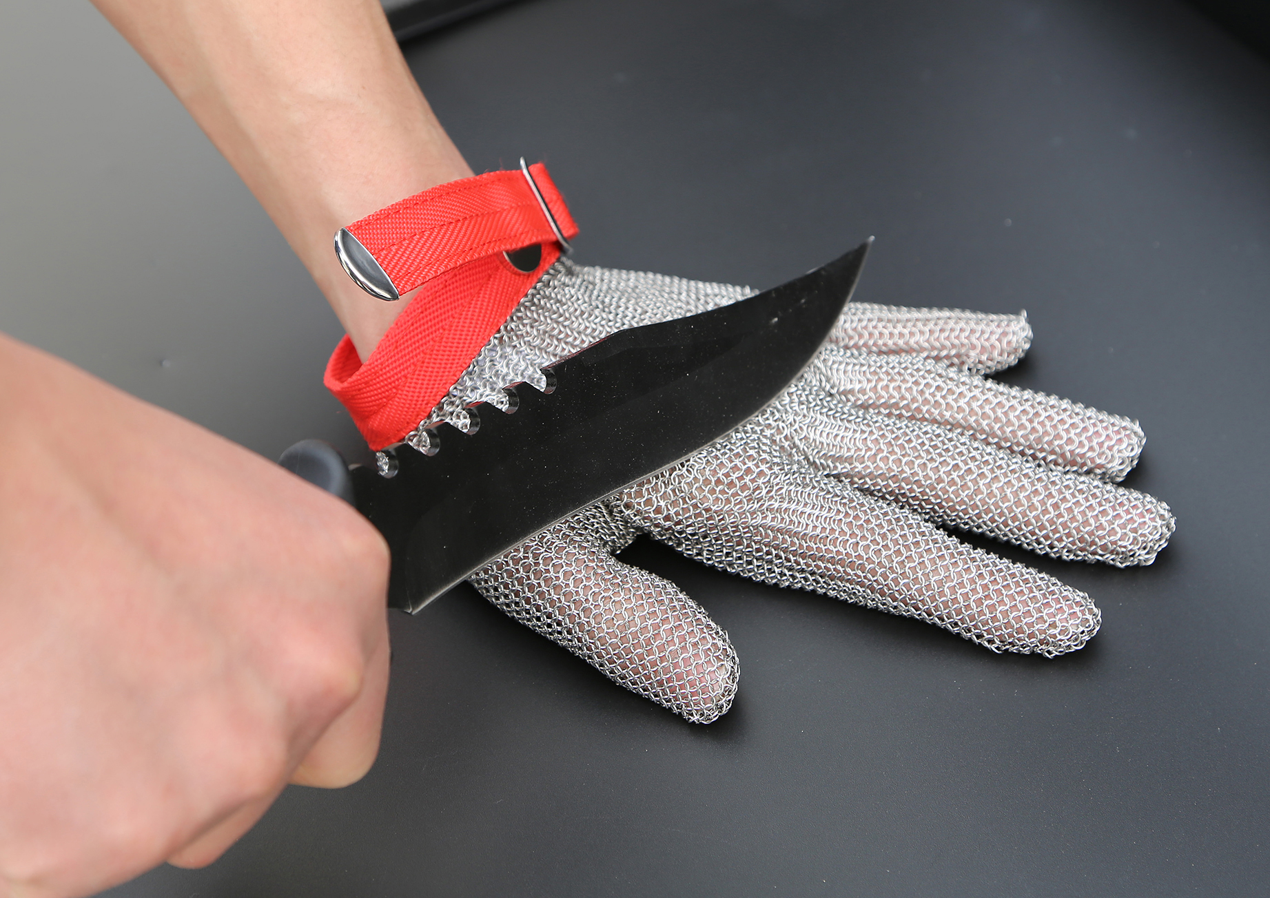 五級防割鋼環(huán)手套生產(chǎn)廠家 質(zhì)優(yōu)價 五級防割不銹鋼鋼環(huán)手套生產(chǎn)廠家