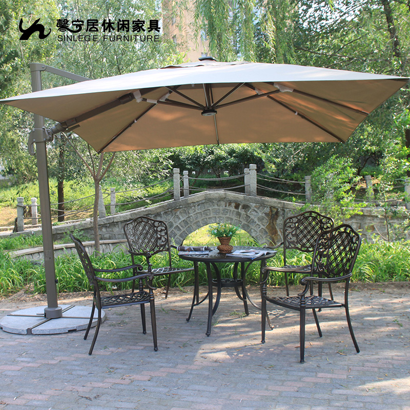 戶外休閑偏轉(zhuǎn)大羅馬傘旋轉(zhuǎn)傘燈光傘 馨寧居戶外休閑偏轉(zhuǎn)大羅馬傘