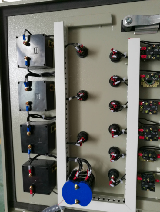 深圳星三角啟動(dòng)控制箱批發(fā) 星三角啟動(dòng)控制箱生產(chǎn)廠家 星三角啟動(dòng)控制箱供應(yīng)