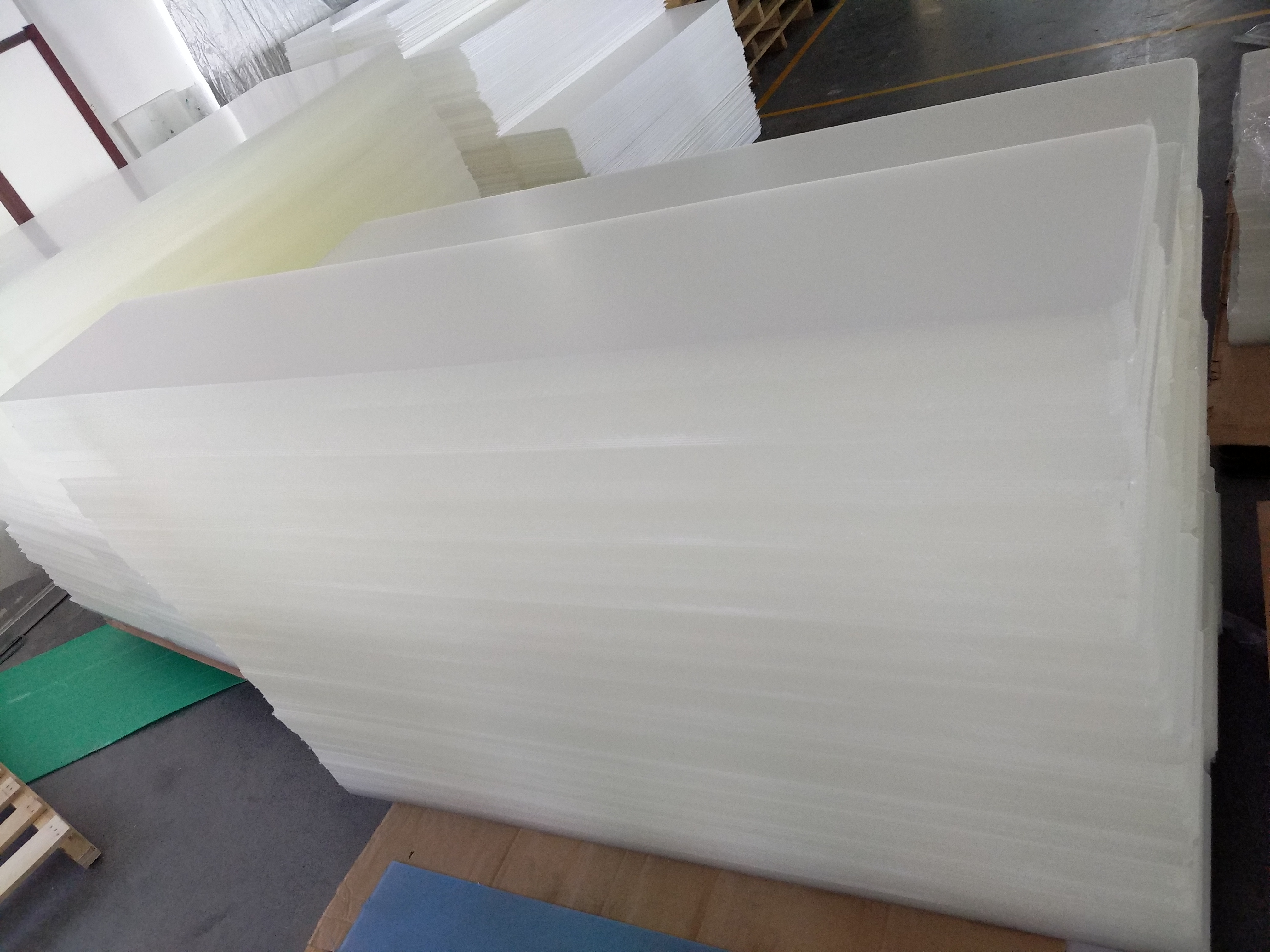 廠家免絲印導(dǎo)光板,免絲印導(dǎo)光板價(jià)格，免絲印導(dǎo)光板電話，免絲印導(dǎo)光板