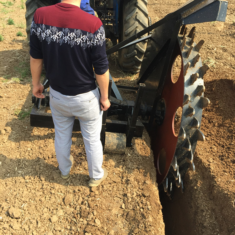 山東瑞源機械廠加工定制各種型號小型盤式開槽機