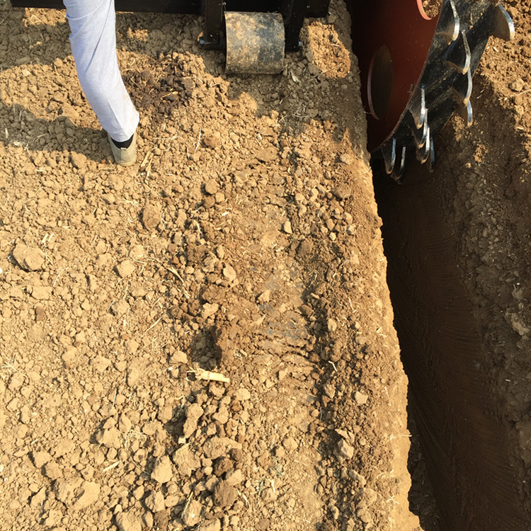 山東瑞源機械廠加工定制各種型號小型盤式開槽機