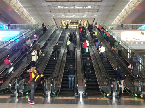 赤峰二手電梯回收，赤峰二手電梯回收，赤峰二手扶梯回收，赤峰二手貨梯拆除