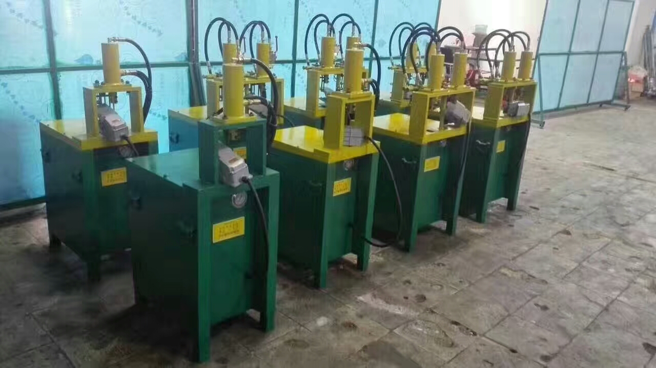 供應(yīng)鋅鋼護(hù)欄沖孔機(jī)價(jià)格圖片@鋅鋼護(hù)欄沖孔機(jī)制造@不銹鋼沖孔機(jī)@佛山炬成機(jī)械防盜網(wǎng)沖孔機(jī)廠家