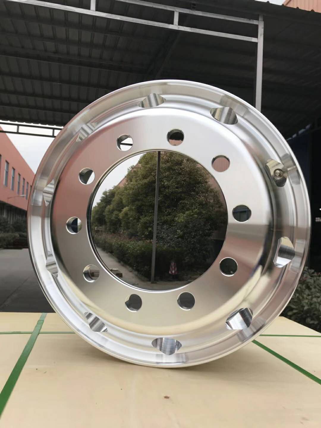 卡車6.75鍛造鋁合金輪轂輕量化 河南卡車6.75鍛造鋁合金輪轂