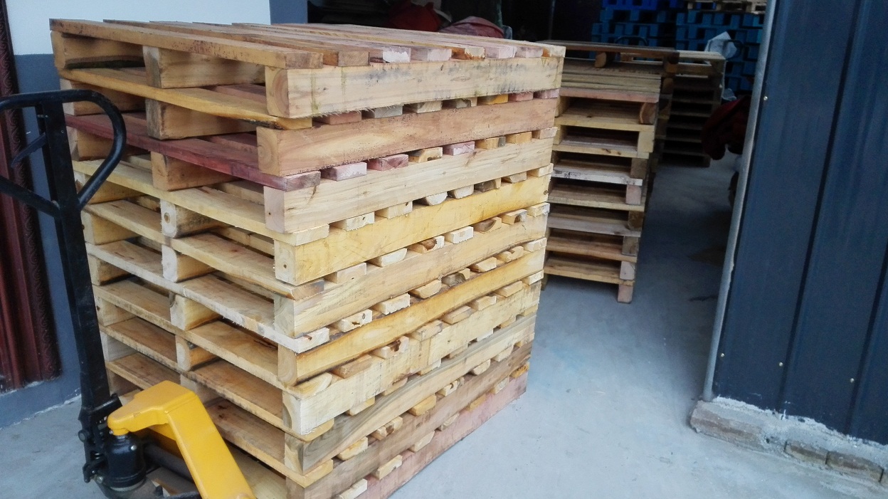 木托盤   實(shí)木木托盤  木托盤新料  木托盤加工  木托盤廠家   木托盤生產(chǎn)廠家