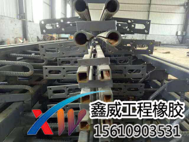 橋梁模數(shù)式伸縮縫安全安裝