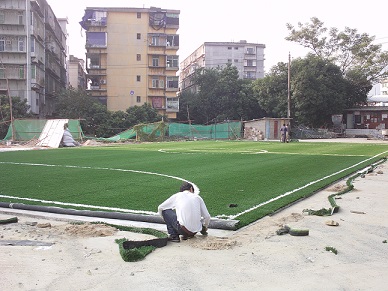 天然真草足球場(chǎng)施工建設(shè)天然草足球場(chǎng)草坪地鋪設(shè)尺寸