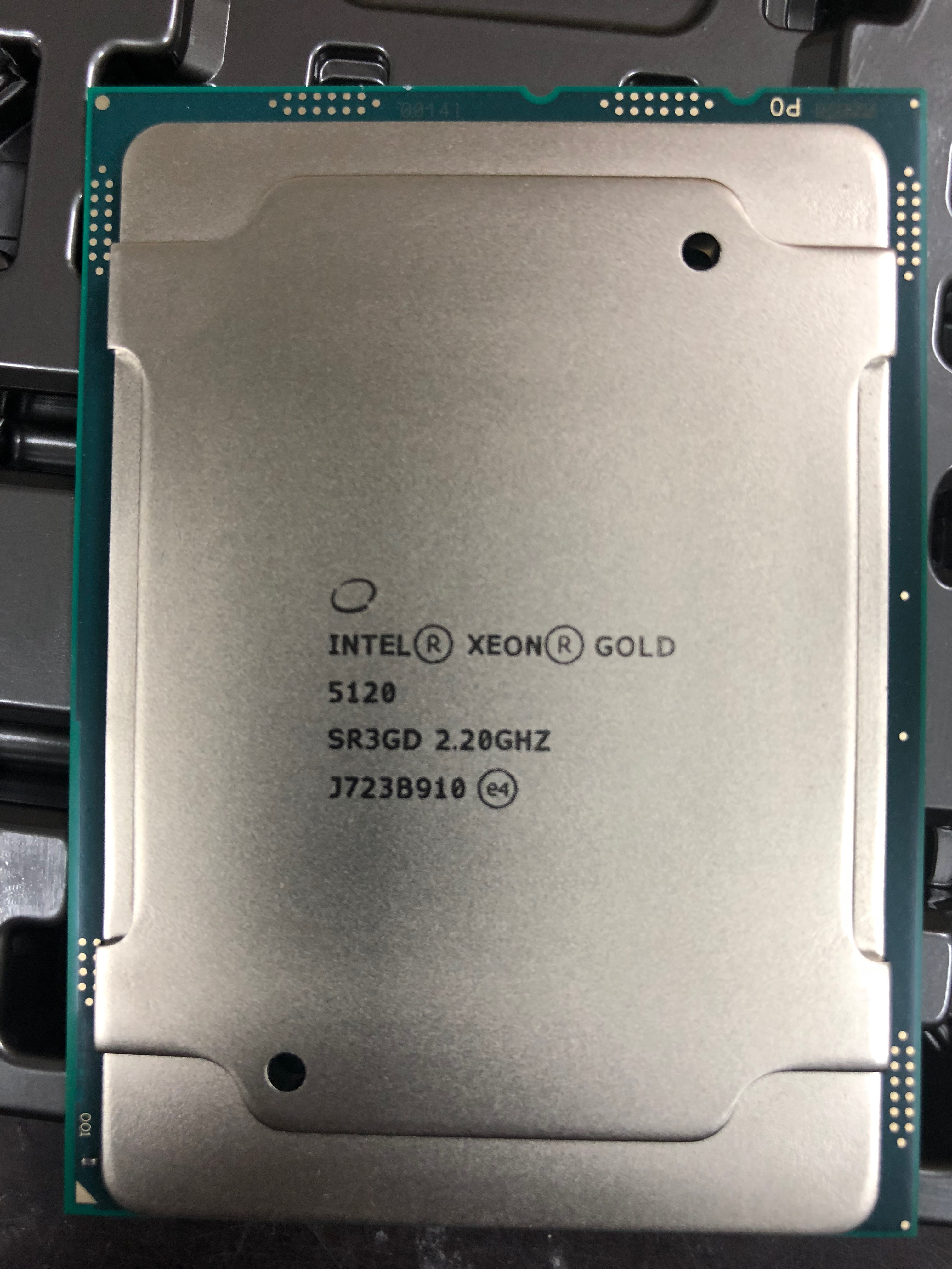 服務器鉑金系列cpu