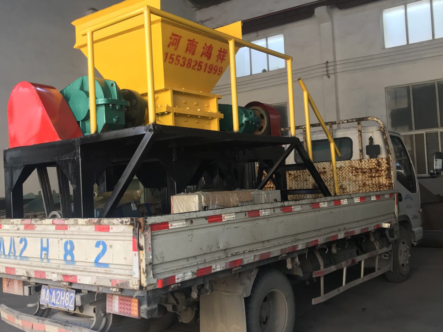 優(yōu)質(zhì)金屬撕碎機(jī)價(jià)格廠家直銷