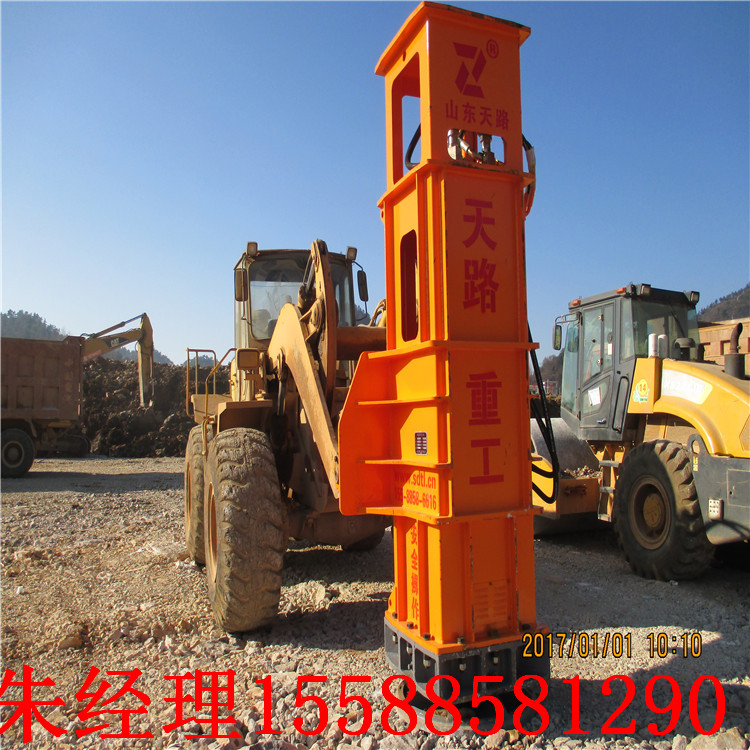 廣東液壓夯實機(jī)-高速液壓夯實機(jī)-裝載機(jī)-挖機(jī)機(jī)可用-沖擊夯