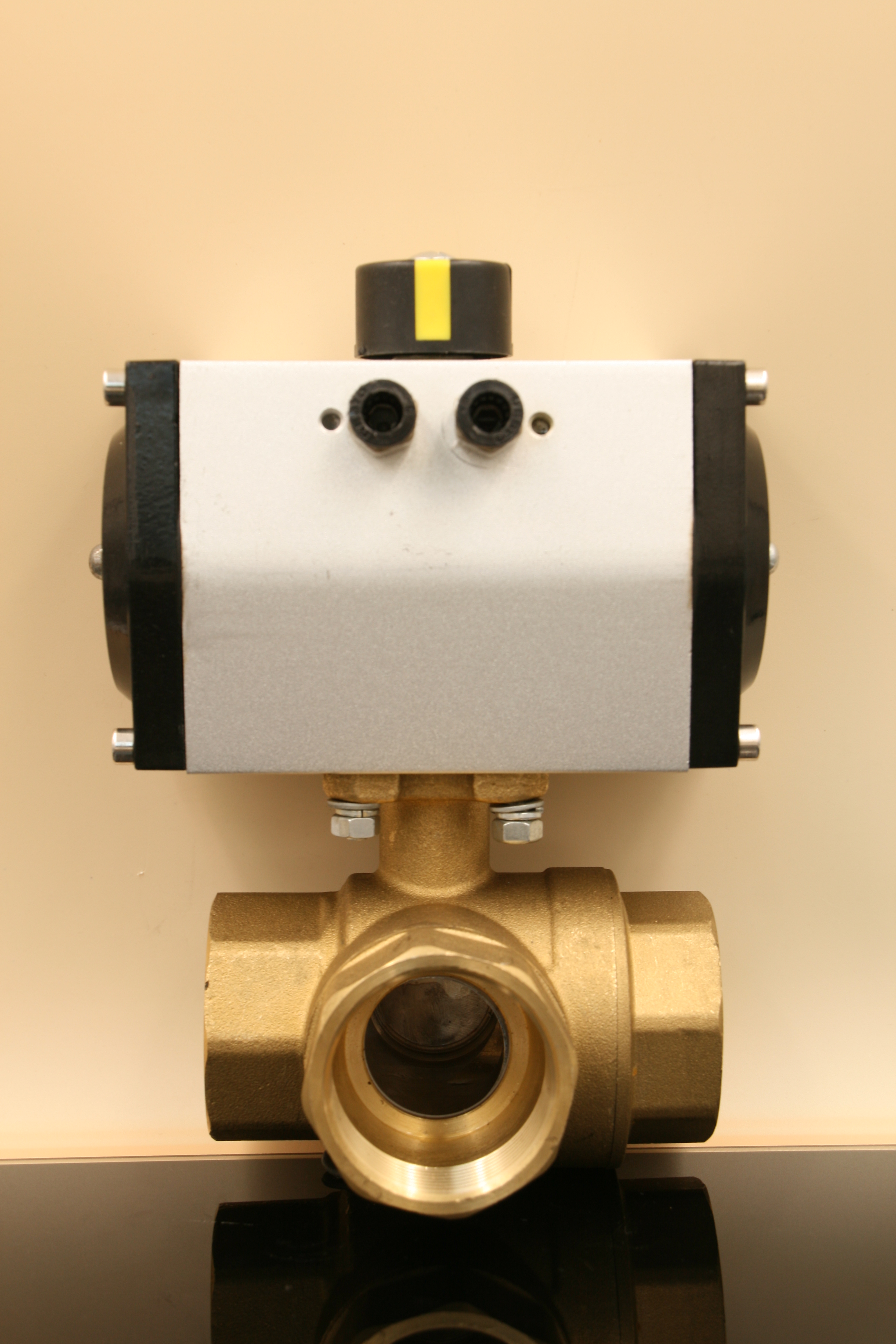 氣動黃銅三通球閥   XHL黃銅三通氣動球閥