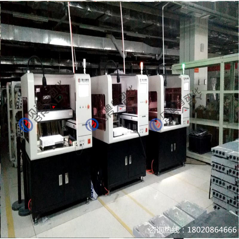 螺絲機(jī)是一種自動化鎖螺絲的小型機(jī)