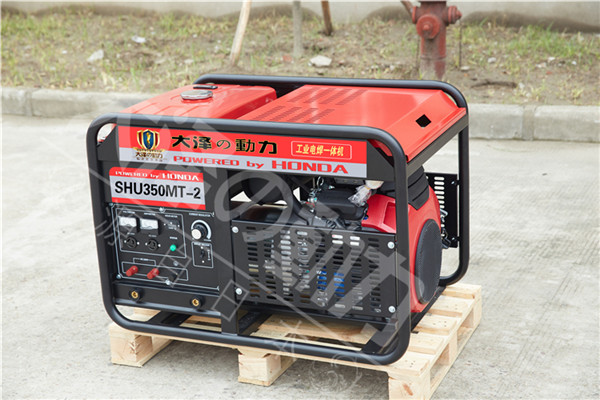 電啟動(dòng)400A汽油發(fā)電電焊一體機(jī)