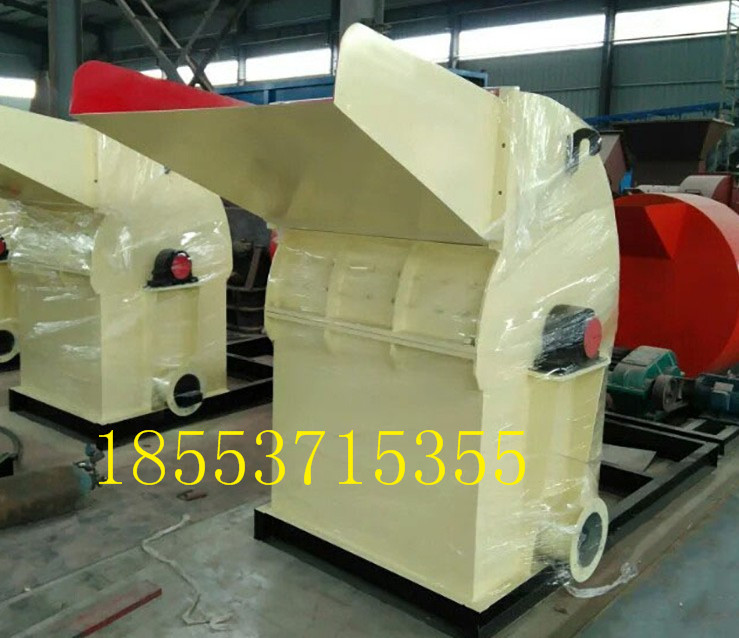 移動(dòng)式樹(shù)枝樹(shù)杈粉碎機(jī) 多功能木材粉碎機(jī)