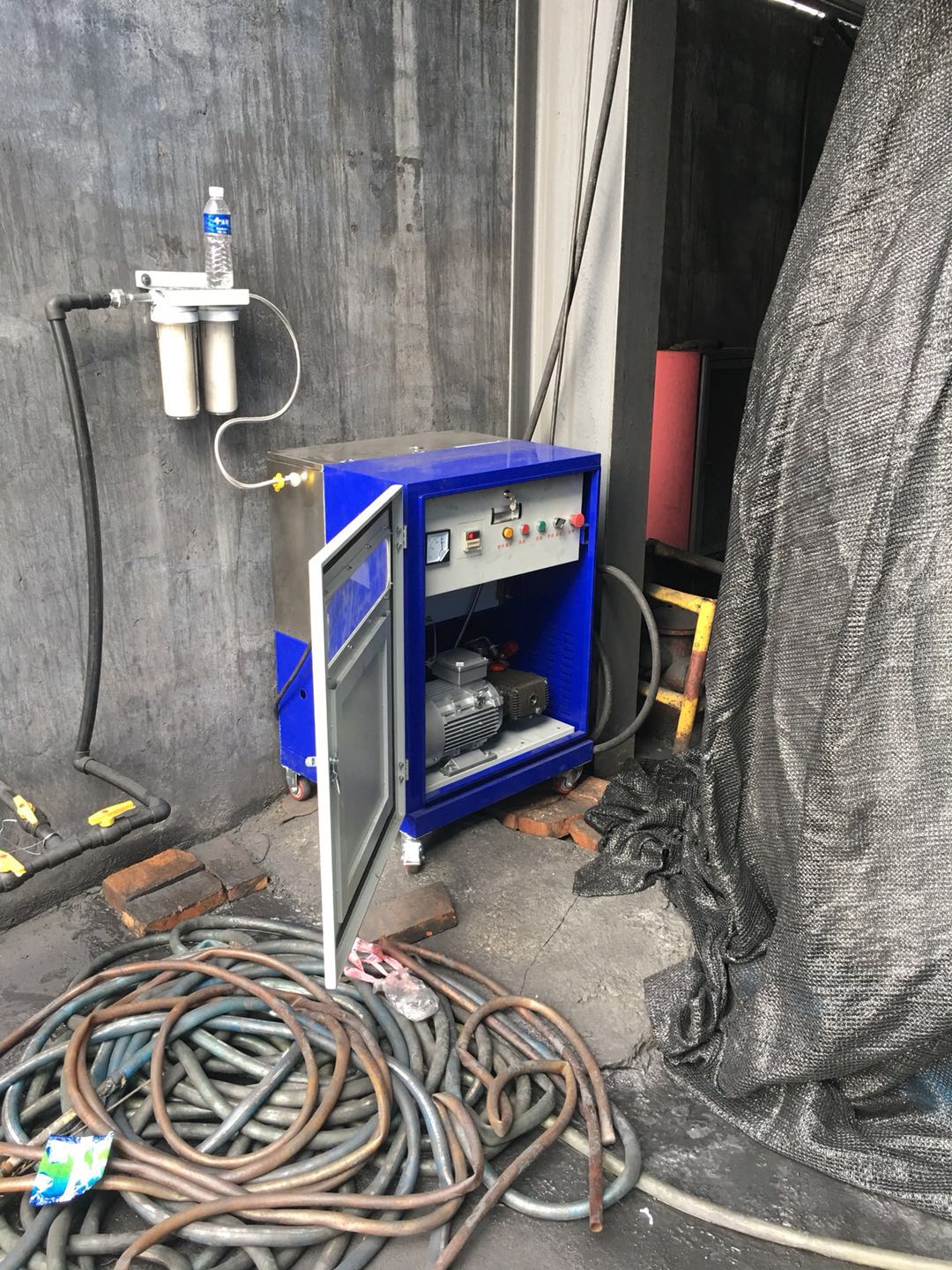 供應佳木斯地區(qū)養(yǎng)殖場噴霧消毒除臭設備