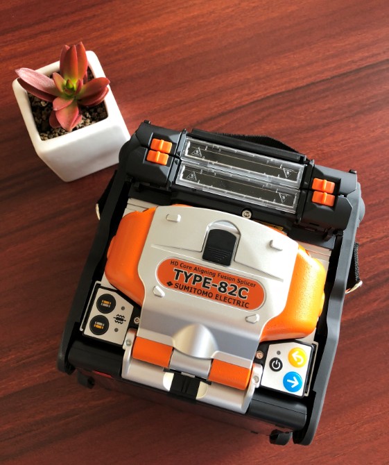 日本住友82C日本光纖熔接機(jī) 日本光纖熔接機(jī)