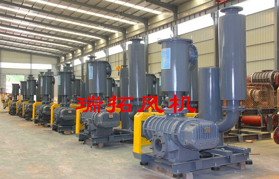 現(xiàn)貨供應(yīng)羅茨風(fēng)機(jī)RTSR污水曝氣風(fēng)機(jī)直銷廠家 鑫瑞拓羅茨風(fēng)機(jī)