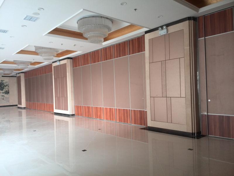 安徽博物館移動(dòng)展板 展廳移動(dòng)隔墻合肥屏風(fēng)活動(dòng)隔墻 板式活動(dòng)隔斷廠家*