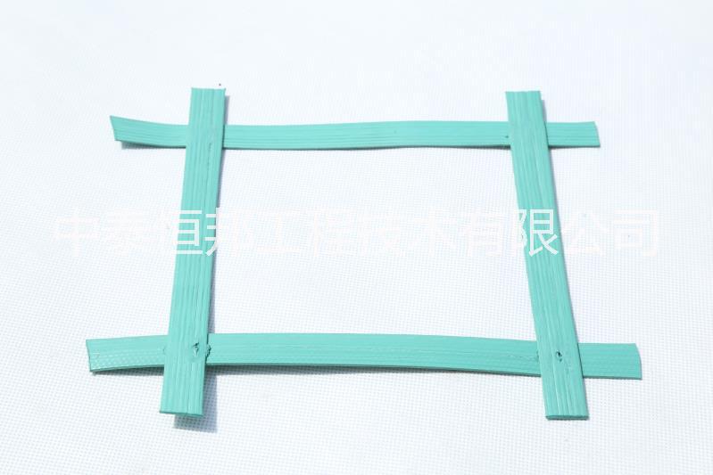 塑料焊接土工格柵強度高*