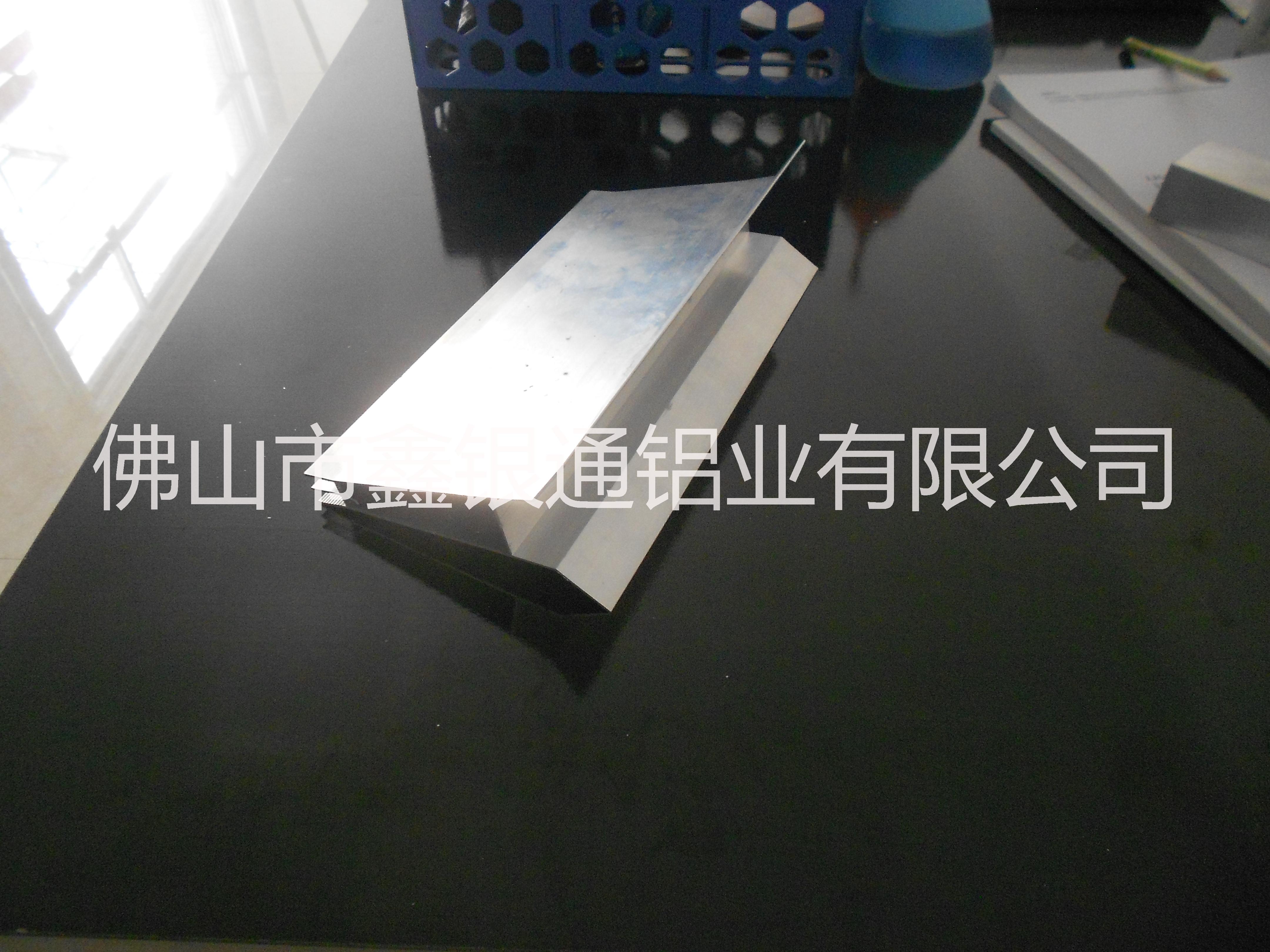 包柱卡布燈箱鋁型材6公分卡布