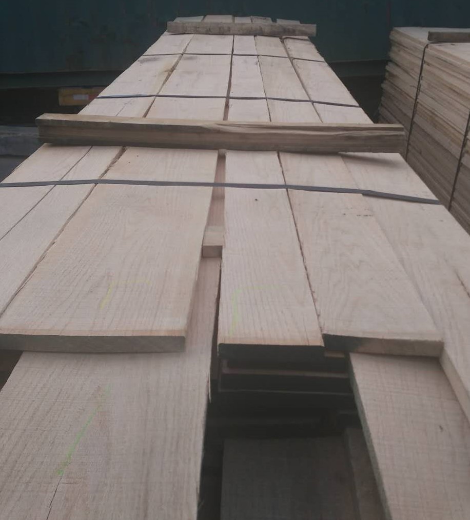 白蠟?zāi)炯揖叩谋ｐB(yǎng)方法