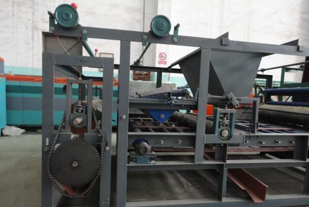 山東創(chuàng)新煙道板設備生產(chǎn)廠家/煙道板機械